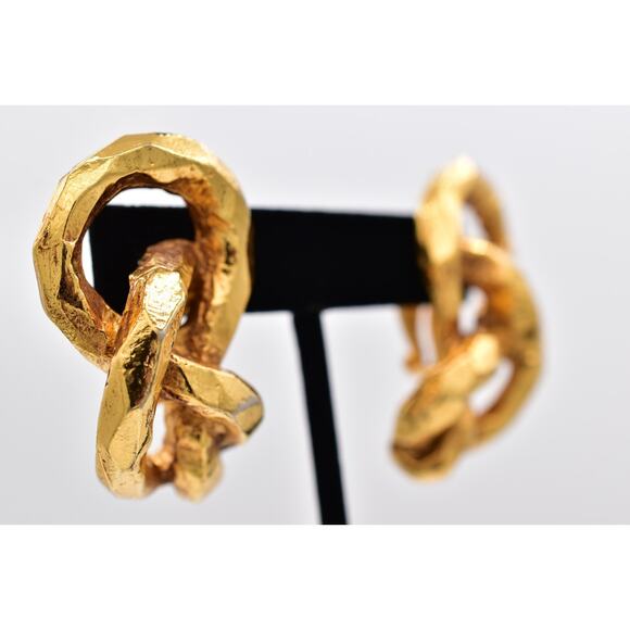 Antigona Paris Vintage Chunky Clip On Earrings Brushed Gold Signed 1980s BinAY - Picture 4 of 12